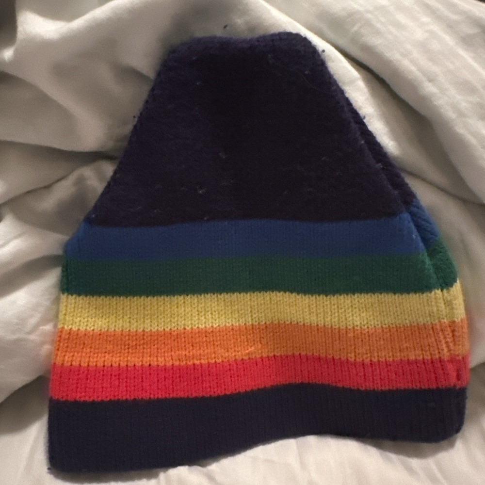 Vintage 80s Rainbow Striped Knit Beanie Ski Toque Wool Cap Hippie Pride Pom Hat - Picture 2 of 8